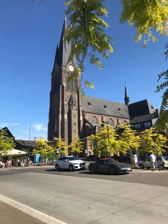 Foto von einer Kirche.